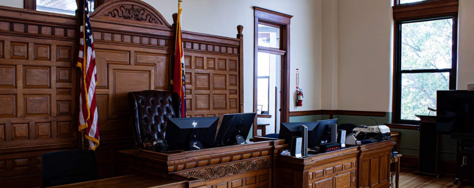 Courtroom image